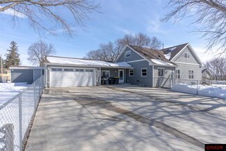 216 S Agency St, Eagle Lake, MN 56024
