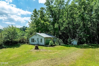 250 Joe Tester Ln, Mountain City, TN 37683