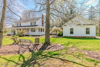 14110 Caves Rd, Novelty, OH 44072