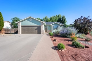 3275 1/2 S Mountain Oak Ct, Clifton, CO 81520
