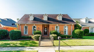 34 Village Green Cir, Jackson, MS 39211