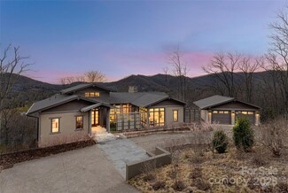 1121 Timberbluff Way, Arden, NC 28704