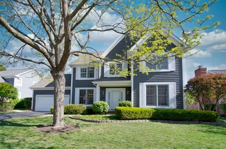 3402 Glenlake Dr, Glenview, IL 60026