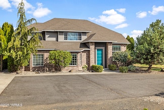 11401 Amber Crest Place, Yakima, WA 98908