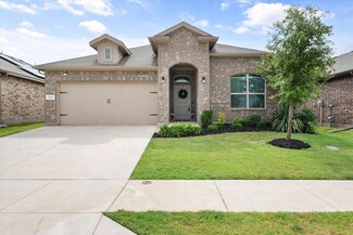 737 Chaplin Dr, Justin, TX 76247