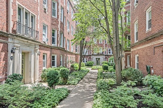 1415 W Farwell Ave Unit C1, Chicago, IL 60626