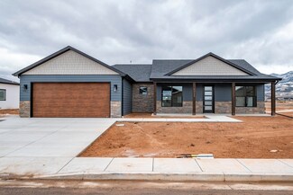 5068 N Bald Eagle Dr, Enoch, UT 84721