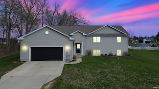 2721 N Morning Glory Ave, Rolling Prairie, IN 46371