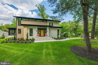 6018 Woodland Terrace, McLean, VA 22101