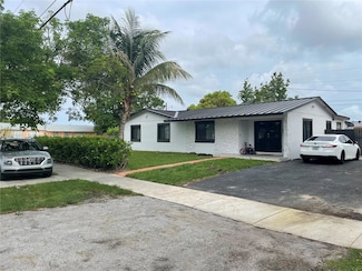 16 NW 207th St, Miami, FL 33169