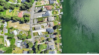 7013 Vandermark Rd E, Bonney Lake, WA 98391