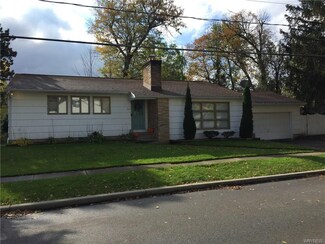 357 Bernhardt Dr, Buffalo, NY 14226