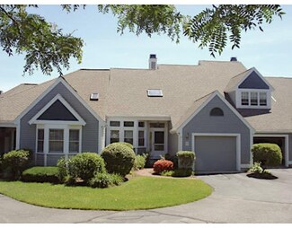 22 Hidden Bay Dr, South Dartmouth, MA 02748