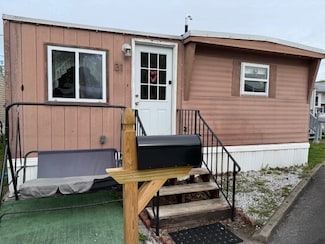245 -31 Manton St, Pawtucket, RI 02861
