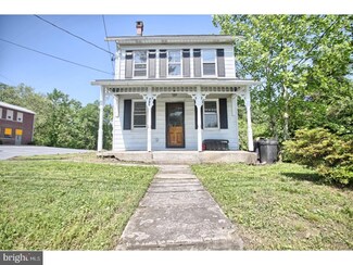 721 Mountain View Rd, Reading, PA 19607