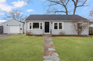 131 Brendard Ave, Warwick, RI 02889