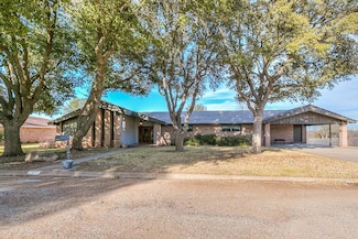 1000 Lakeside Dr, Ballinger, TX 76821