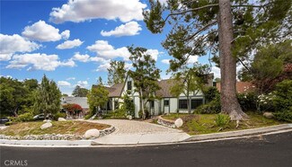 1325 Opechee Way, Glendale, CA 91208