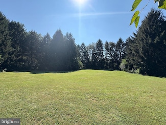 934 Village Rd, Lancaster, PA 17602