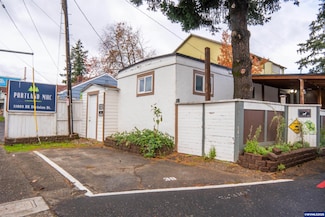 11803 SE Division St, Portland, OR 97266