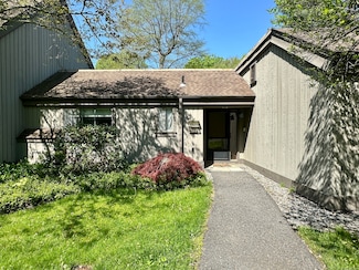 336 Heritage Village Unit B, Southbury, CT 06488