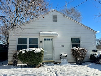 1430 N Martin Luther King jr Blvd, Lansing, MI 48915