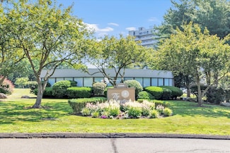 3200 Park Ave Unit 6F1, Bridgeport, CT 06604