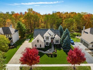 5260 Bayside Ridge Dr, Galena, OH 43021
