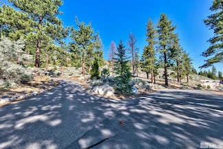 150 Summit Ridge Way, Gardnerville, NV 89460