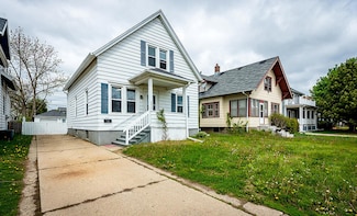 3834 Sheridan Rd, Kenosha, WI 53140