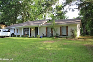 710 Benning Rd, Jackson, MS 39206