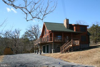 141 Rose Patch Dr, Petersburg, WV 26847