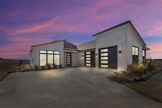 186 Desert Mountain Dr, Gordonville, TX 76245