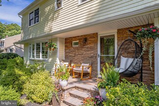 9 Sutton Place, East Windsor, NJ 08520