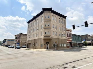 26 S Galena Ave Unit 3F, Freeport, IL 61032