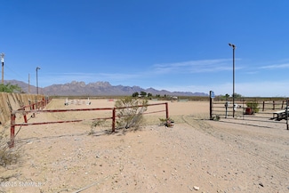 7450 Arroyo Seco, Las Cruces, NM 88011