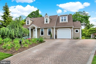 28 Campus Ct, Spring Grove, PA 17362