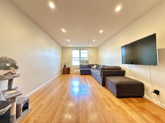 3815 149th St Unit 3F, Flushing, NY 11354
