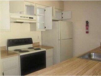 10404 NW 8th St Unit 102, Pembroke Pines, FL 33026