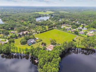 820 Newberger Rd, Lutz, FL 33549