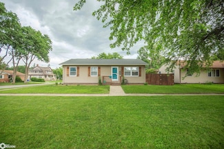 120 W College St, Algona, IA 50511