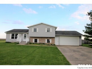 4800 W Divernon Rd, Auburn, IL 62615