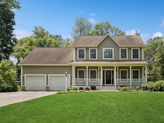 10 Lilac Ln, Fishkill, NY 12524