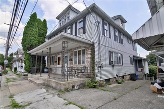 528 W Pennsylvania Ave, Pen Argyl, PA 18072