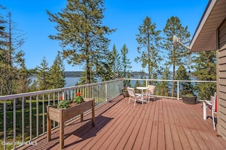 490 E Bear Crossing Rd, Harrison, ID 83833