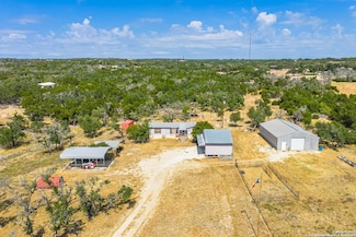 1341 Thrill Hill Dr, Mountain Home, TX 78058