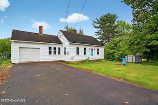 115 4th Ave E, Mohawk, NY 12068