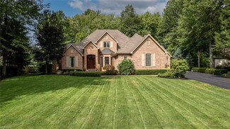 1045 Eagle Trace St NE, Warren, OH 44484