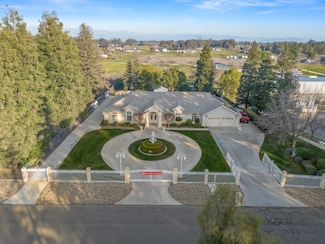 6702 N Langley Ave, Clovis, CA 93619