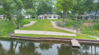 55916 Jayne Dr, Elkhart, IN 46514